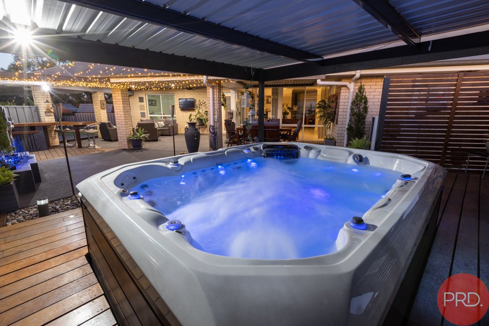 15 Fullford Cove RUTHERFORD 4