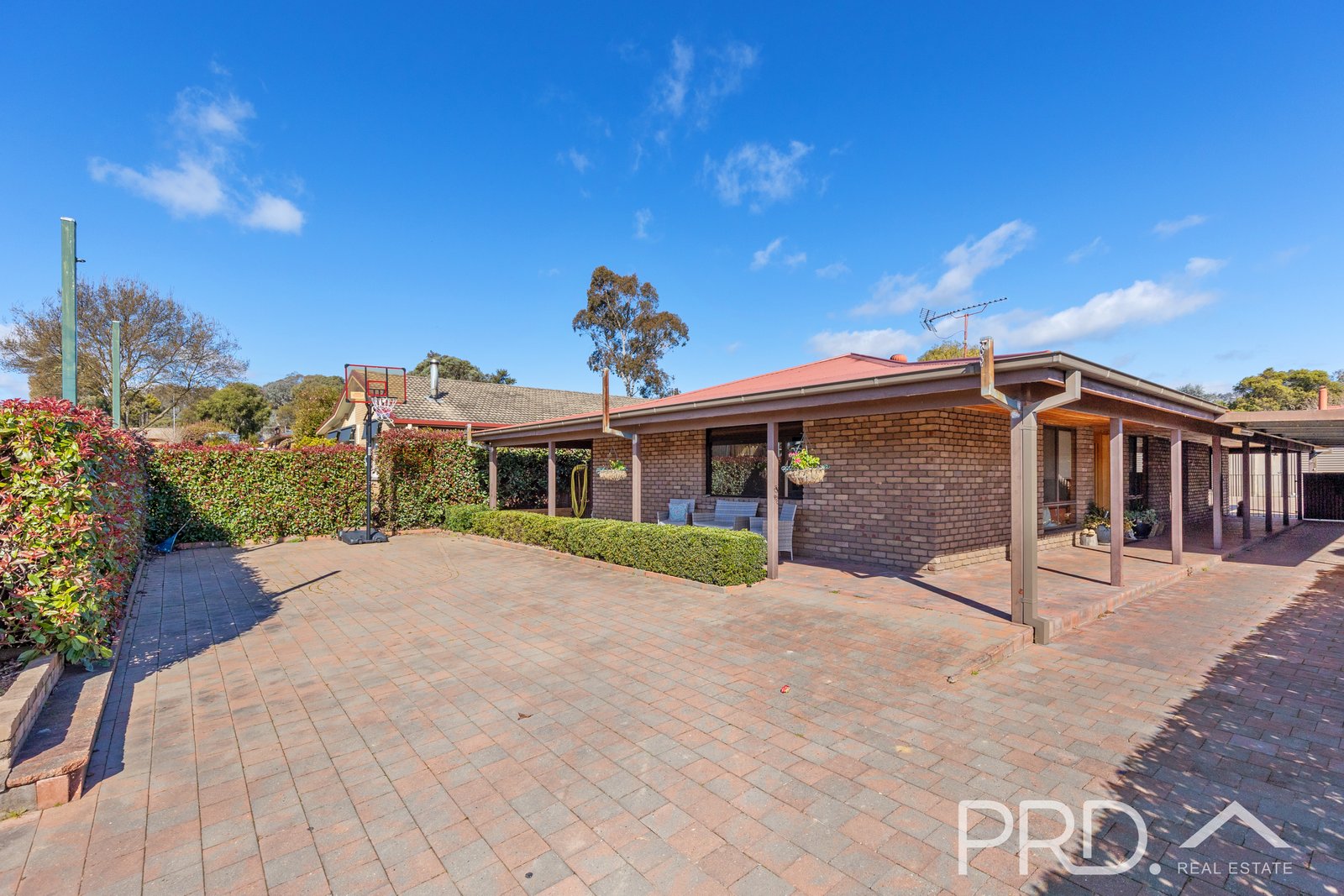 15 Gadara Place TUMUT 21