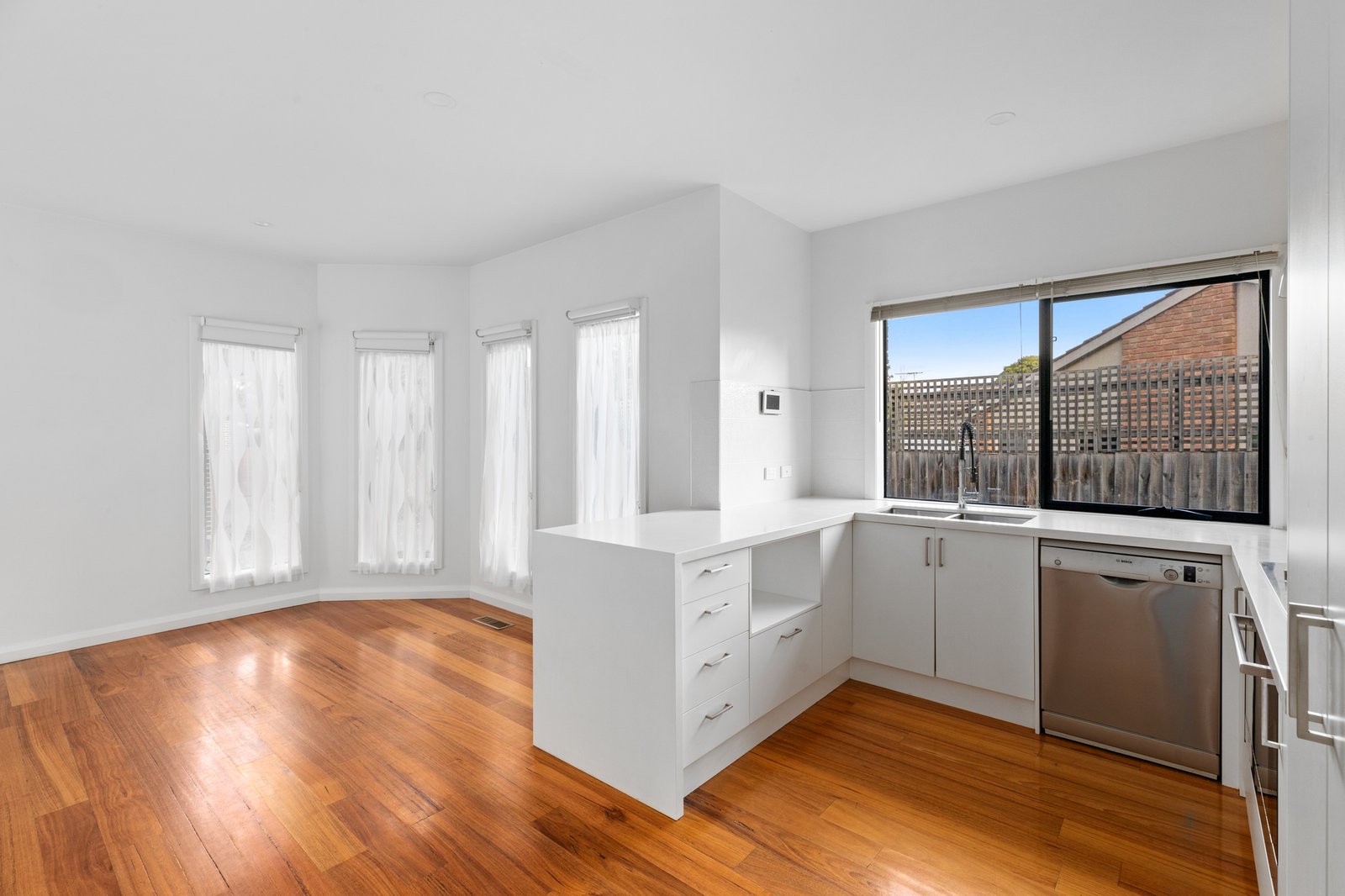 Real Estate and Property in 1/5 Garden Street, Ringwood, VIC