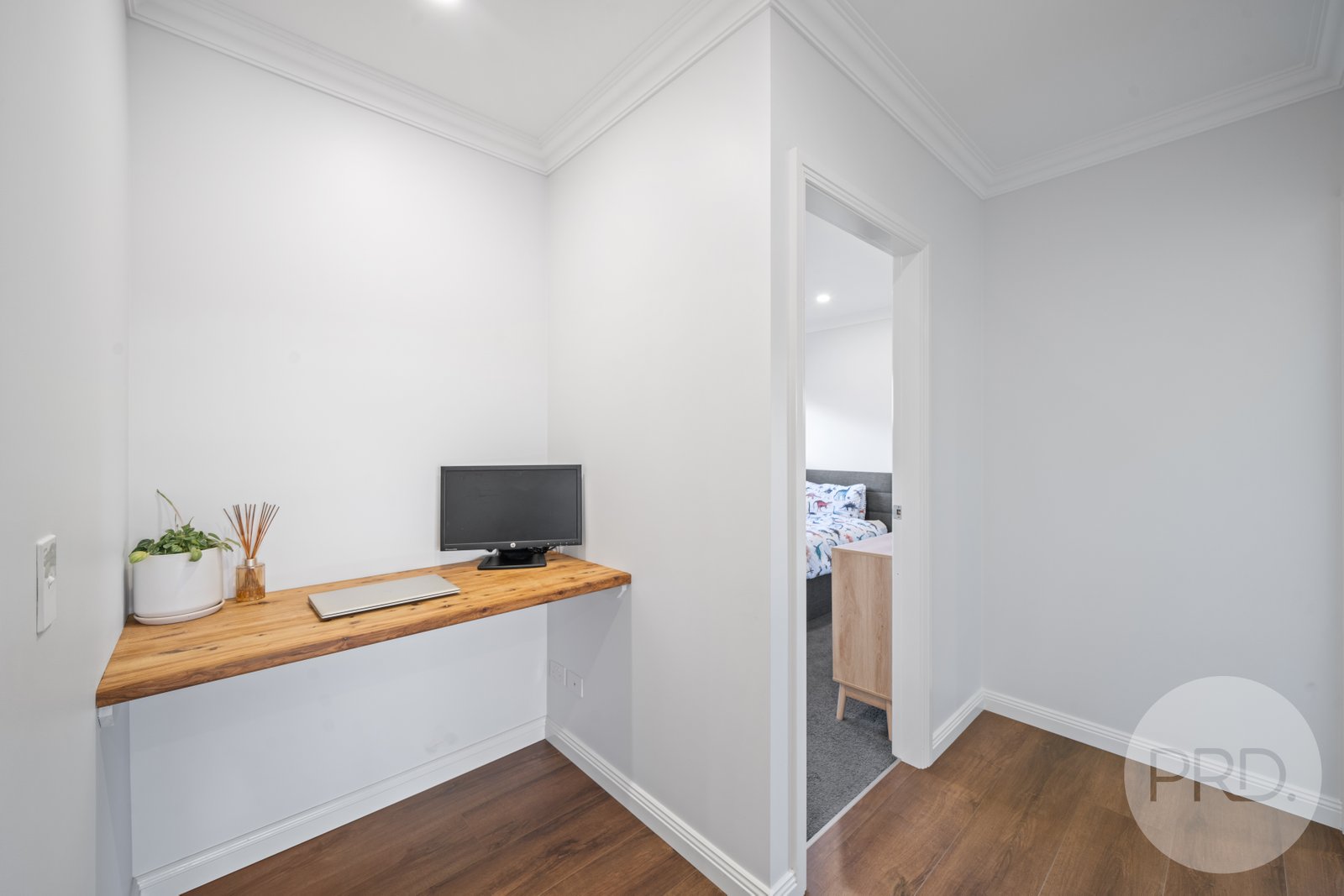 15 Gasnier Loop BOOROOMA 13