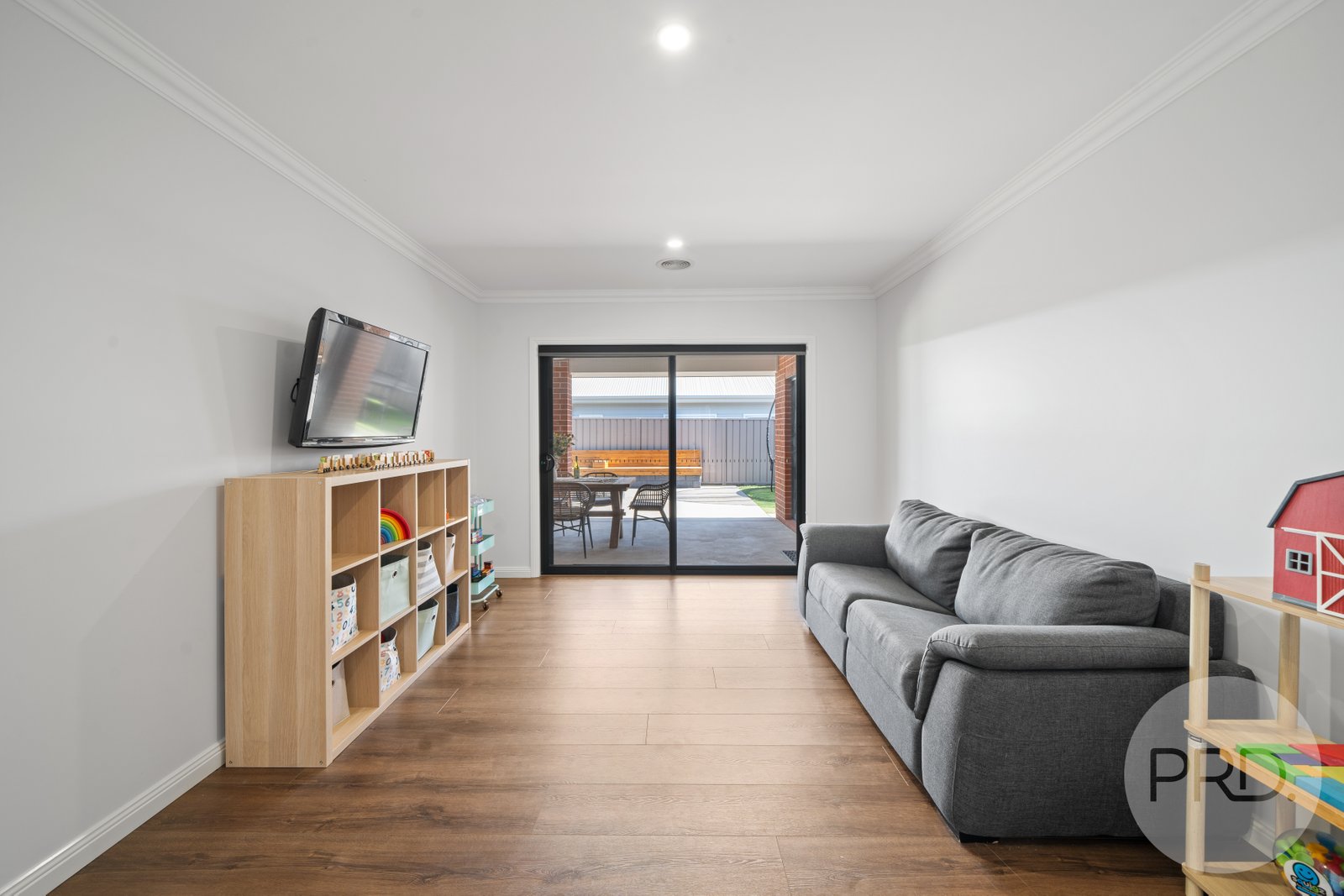 15 Gasnier Loop BOOROOMA 17