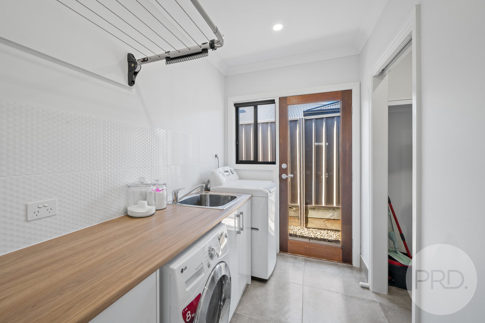 15 Gasnier Loop BOOROOMA 18