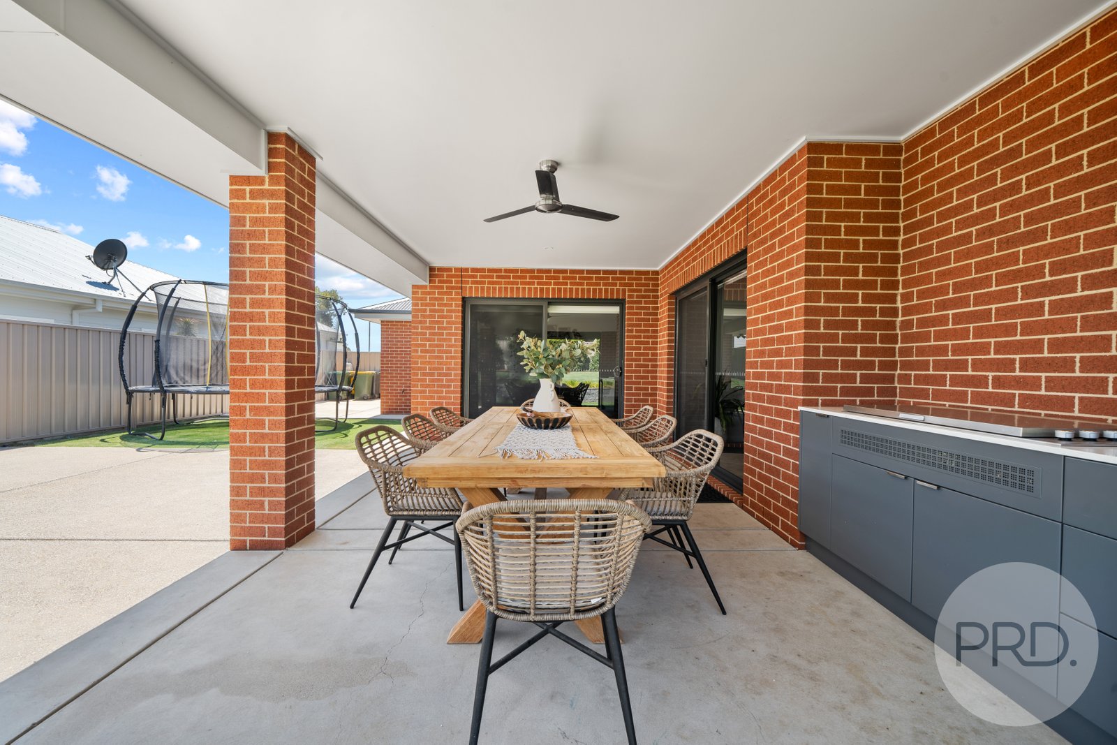 15 Gasnier Loop BOOROOMA 19