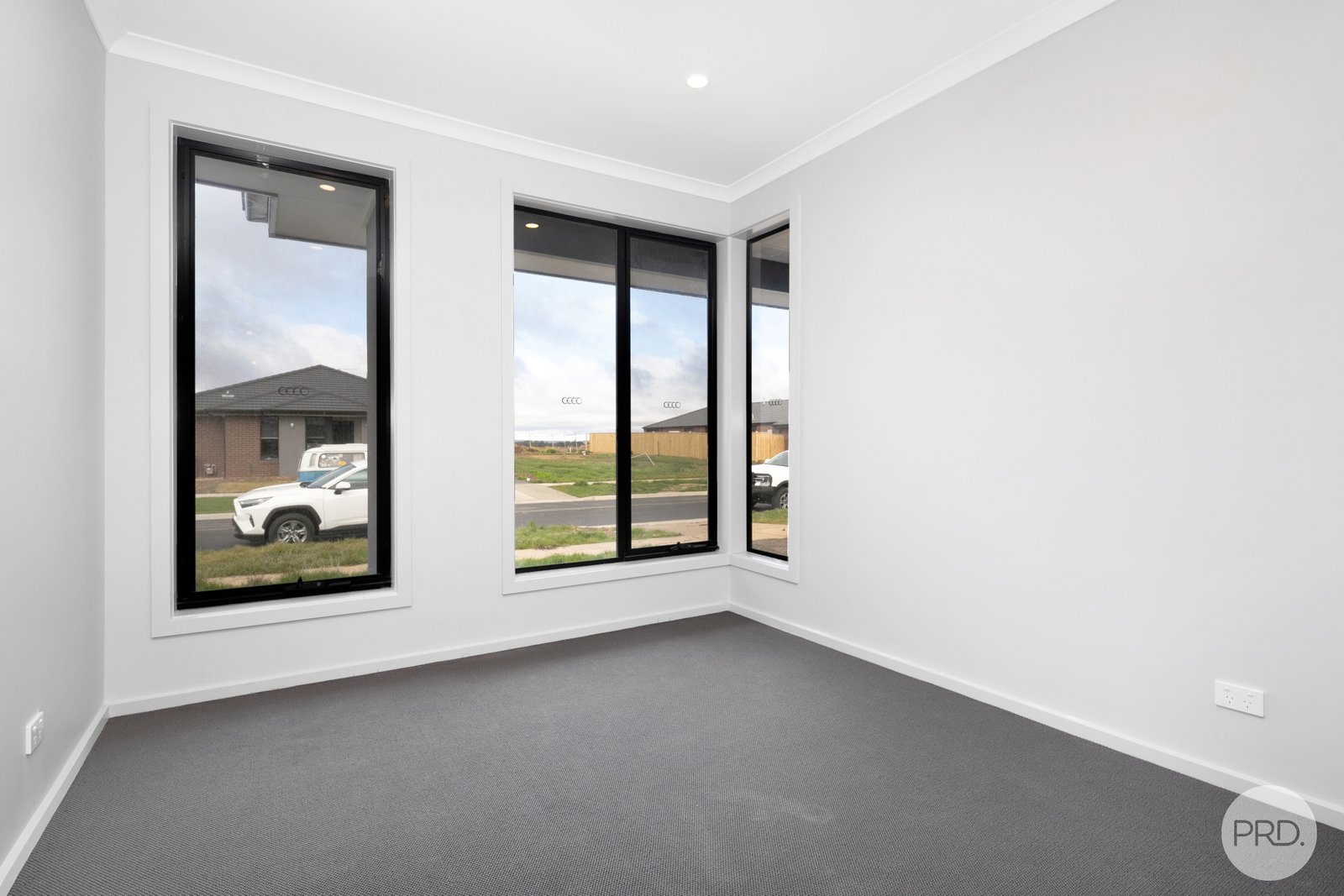 15 Gellibrand Road WINTER VALLEY 2