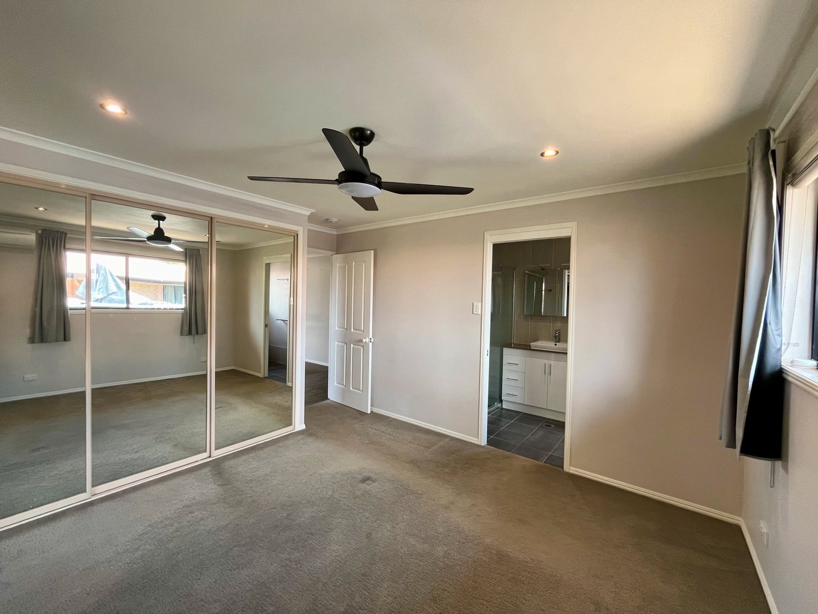 15 Geoffrey Thomas Drive TANNUM SANDS 11