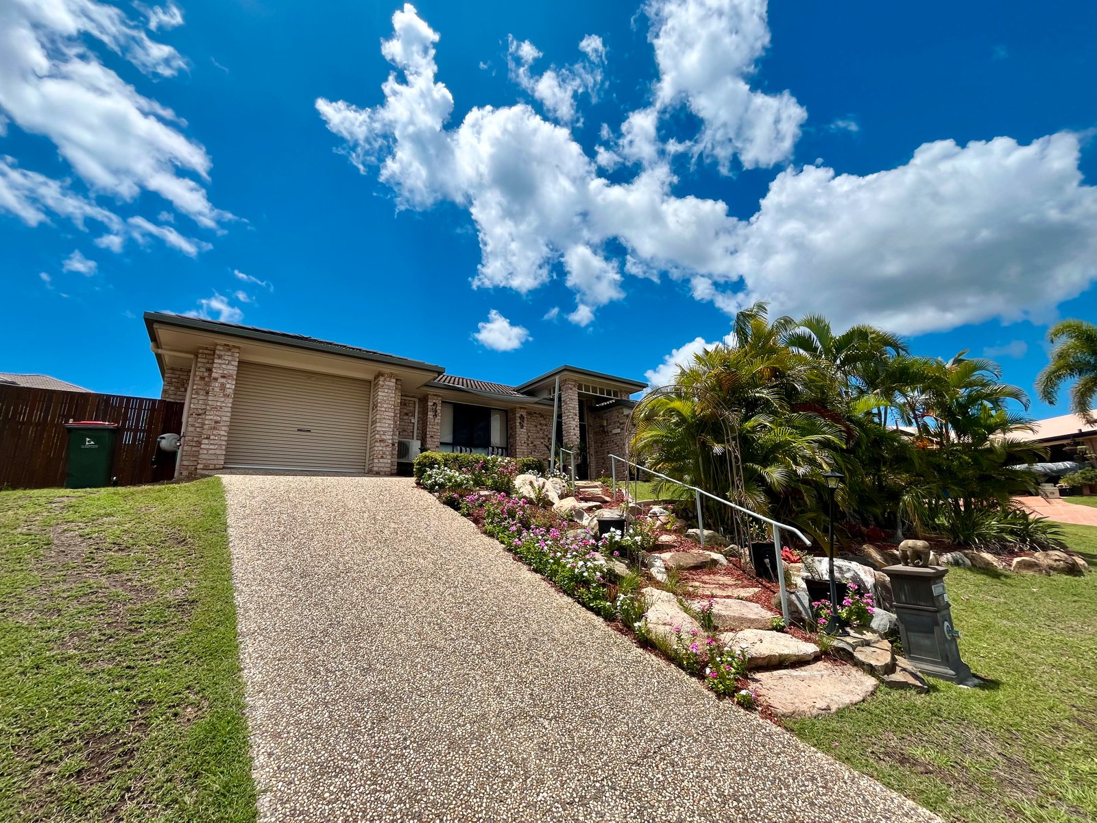 15 Geoffrey Thomas Drive TANNUM SANDS 1