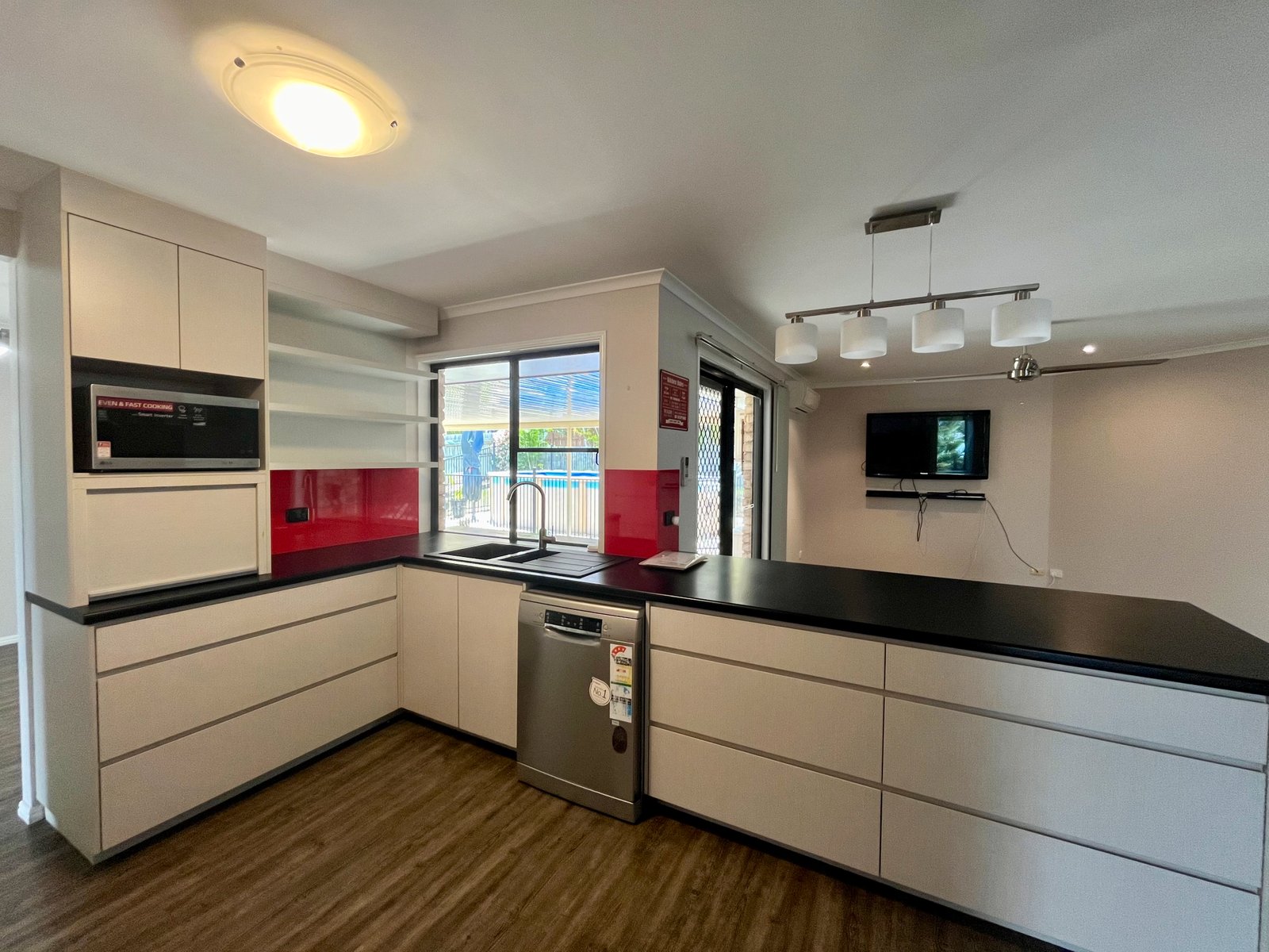 15 Geoffrey Thomas Drive TANNUM SANDS 7