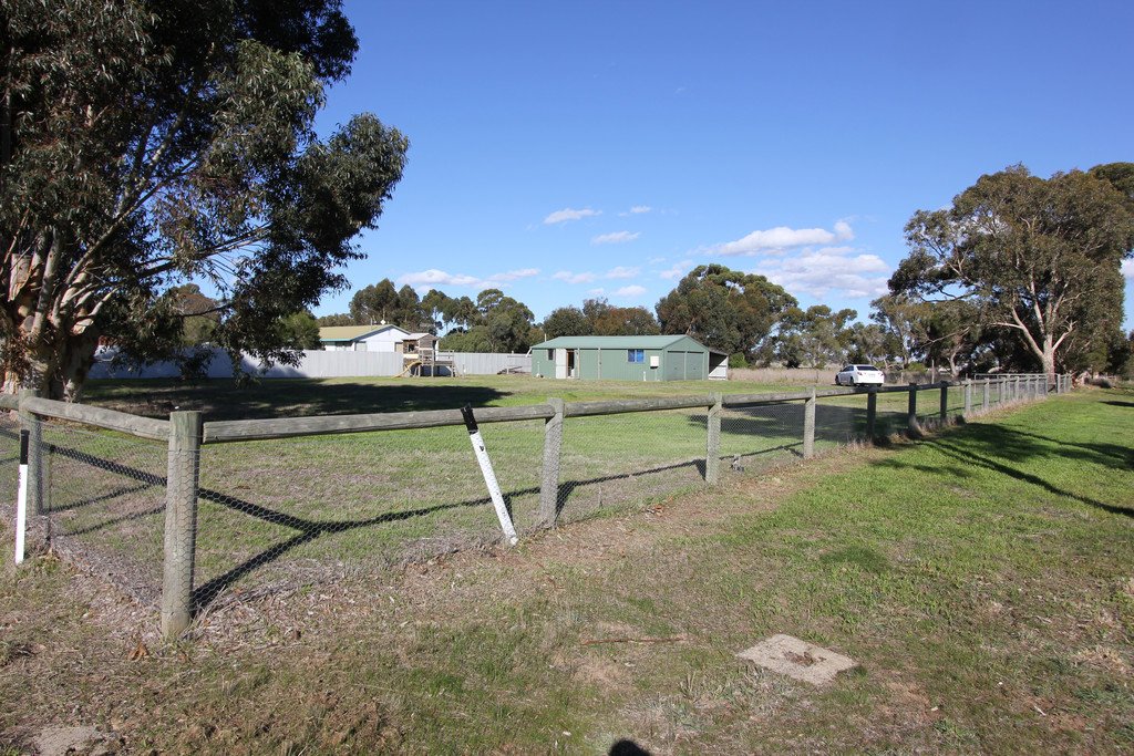 15 Gibb Street ROKEWOOD 4