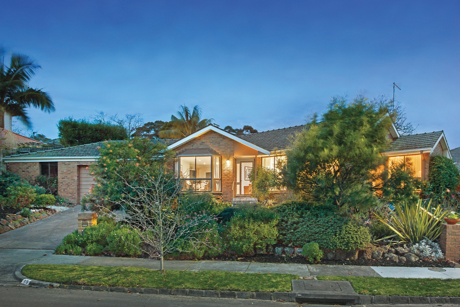 15 Gilbert Parade, Camberwell, VIC