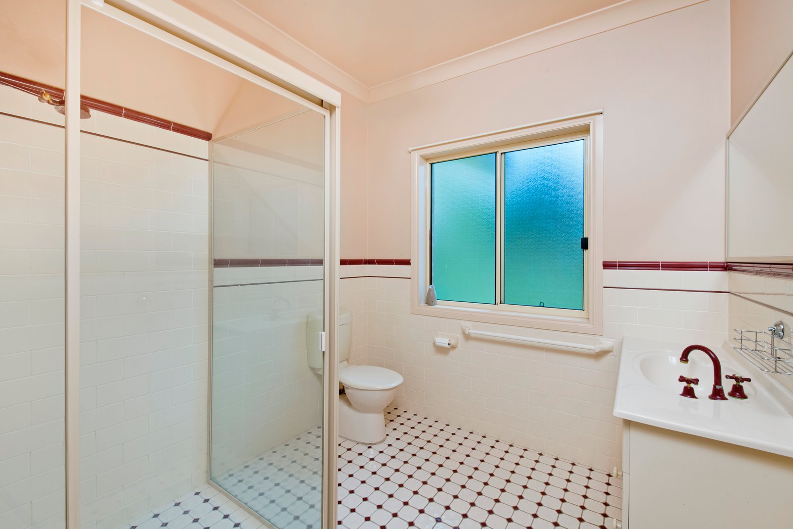 15 Glen Haven Drive KEW 11