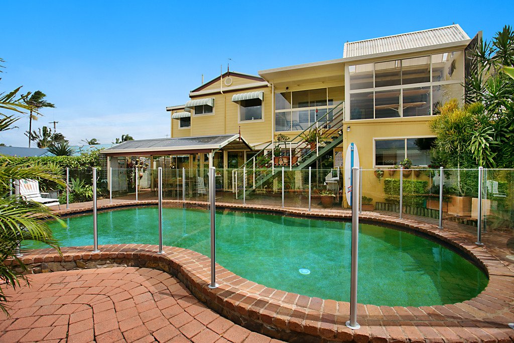 15 Glenys Street TWEED HEADS SOUTH 1