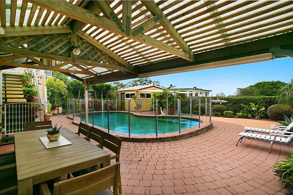 15 Glenys Street TWEED HEADS SOUTH 2
