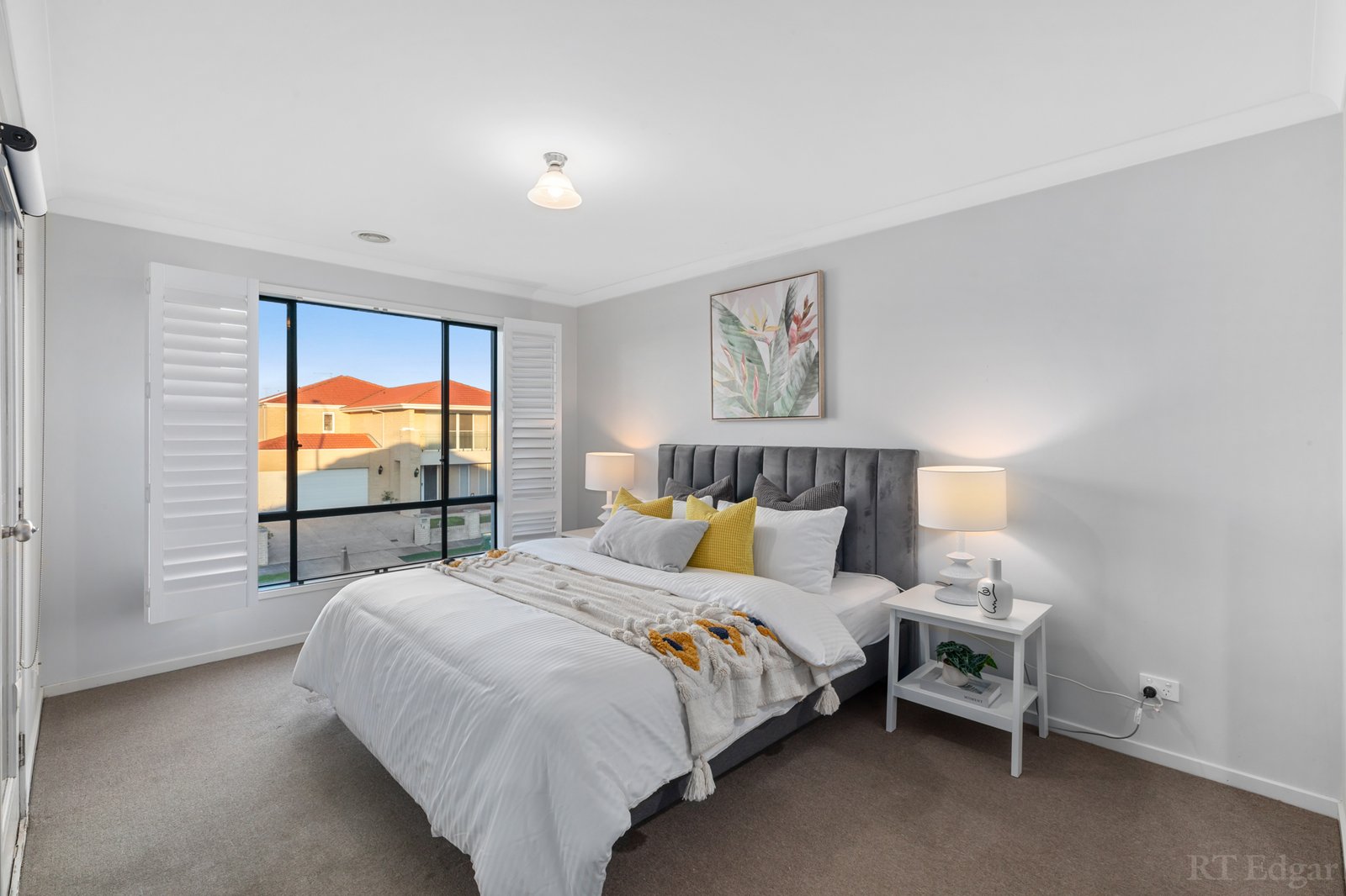 Real Estate and Property in 15 Gossamer Way, Narre Warren South, VIC