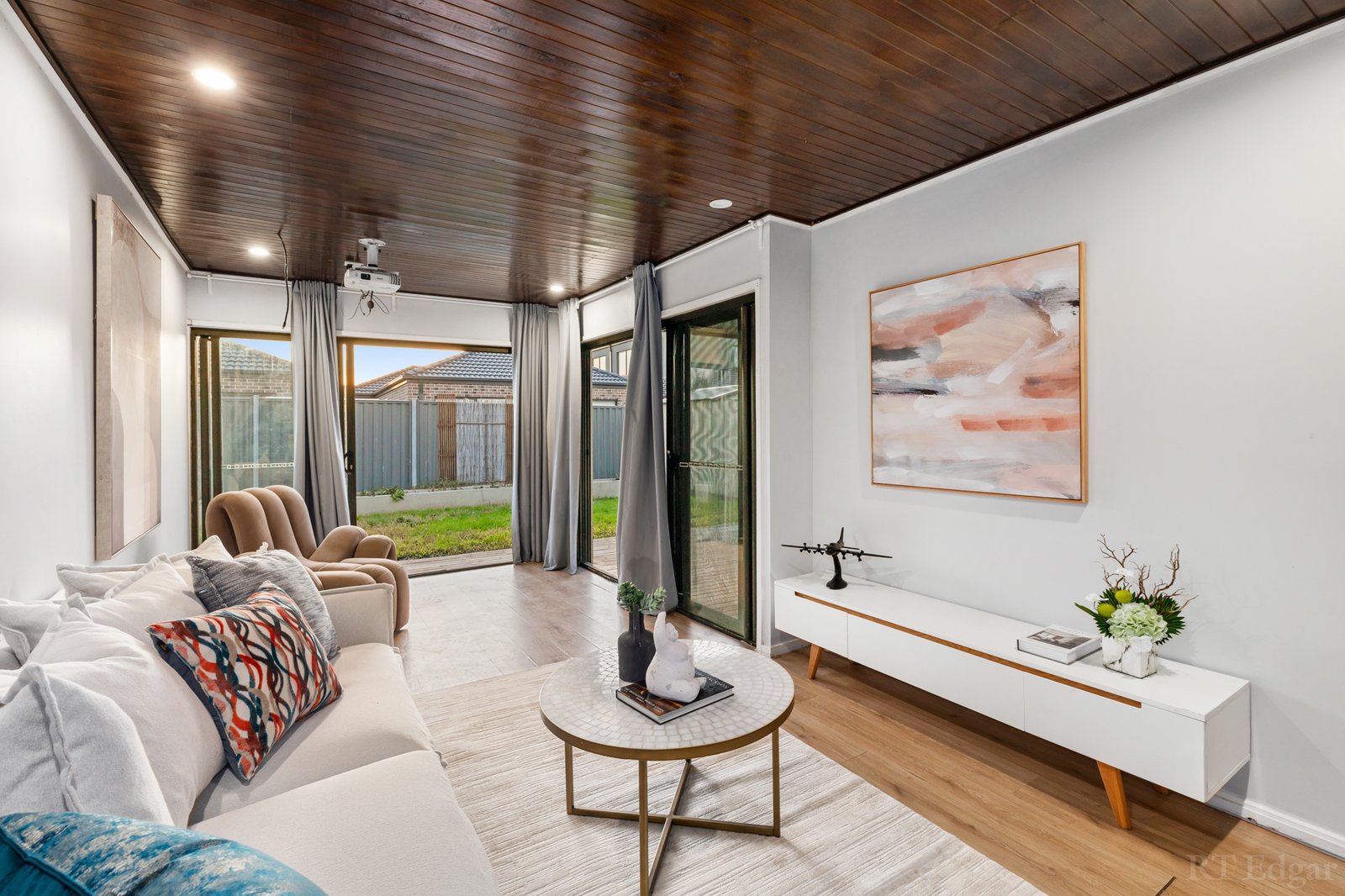 Real Estate and Property in 15 Gossamer Way, Narre Warren South, VIC