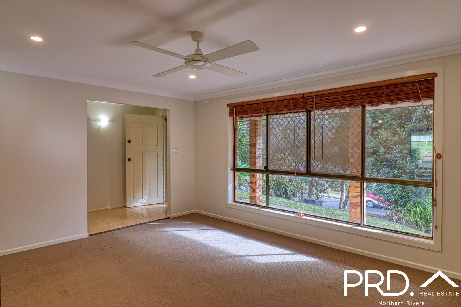 15 Graeme Avenue GOONELLABAH 8