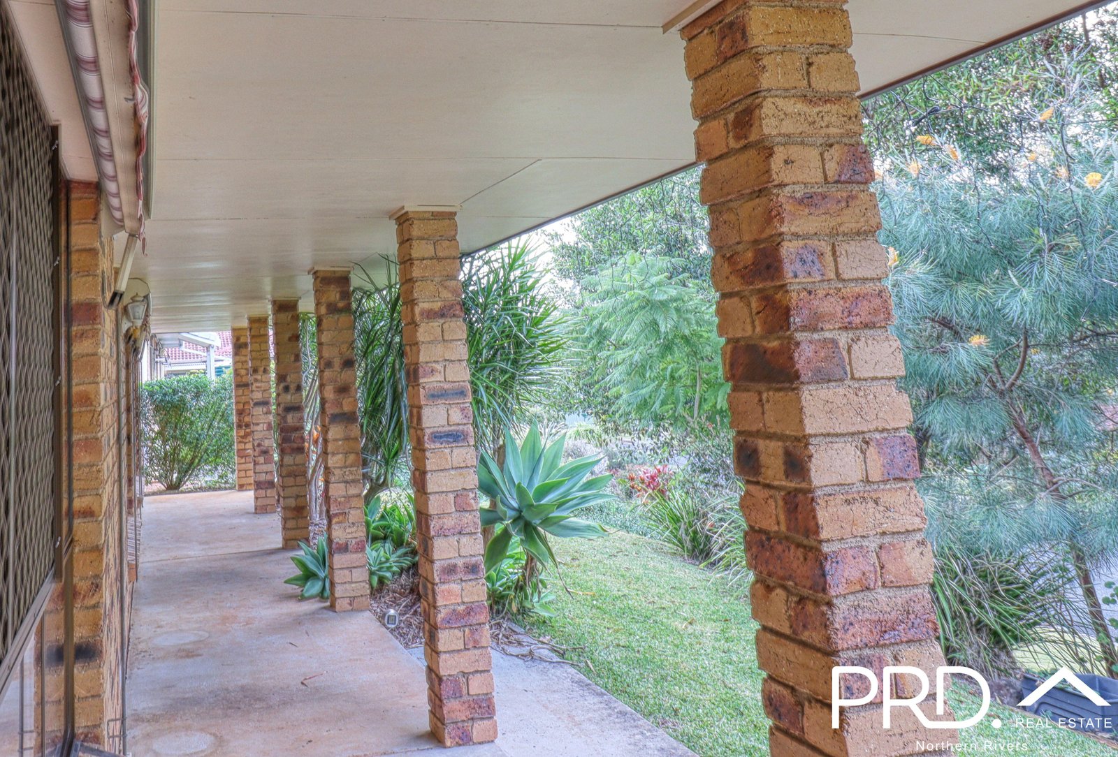 15 Graeme Avenue GOONELLABAH 15