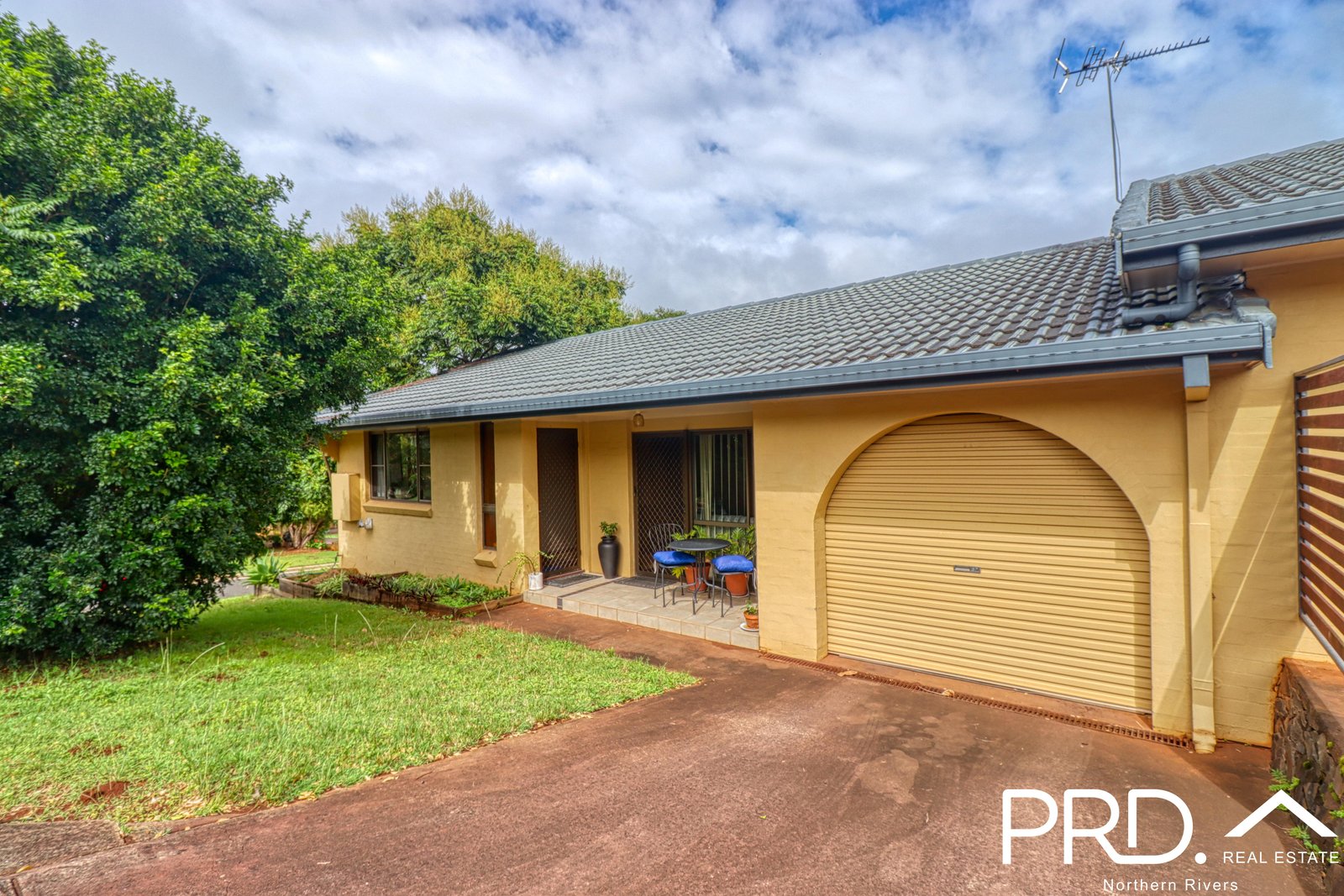 1/5 Graeme Avenue GOONELLABAH 1