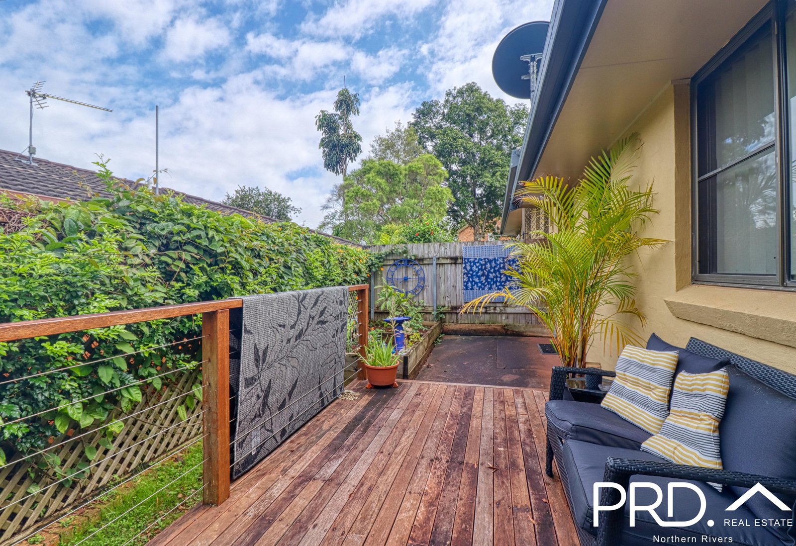 1/5 Graeme Avenue GOONELLABAH 2