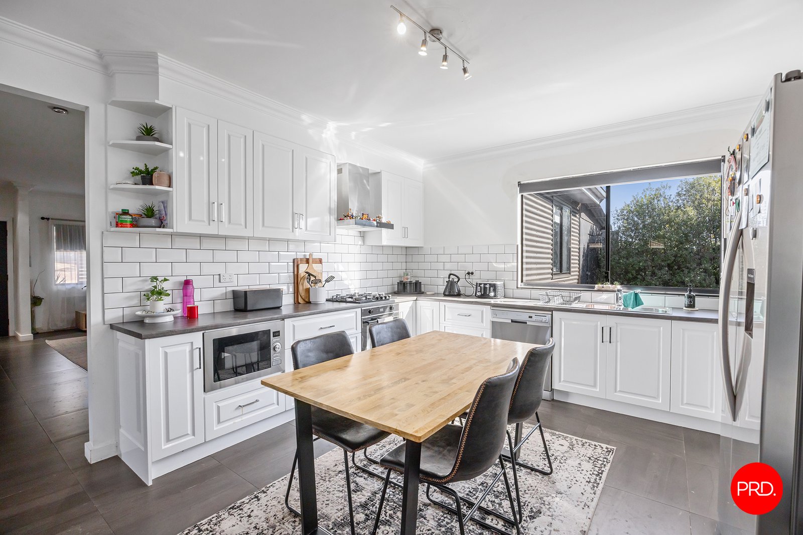 15 Green Street CALIFORNIA GULLY 2