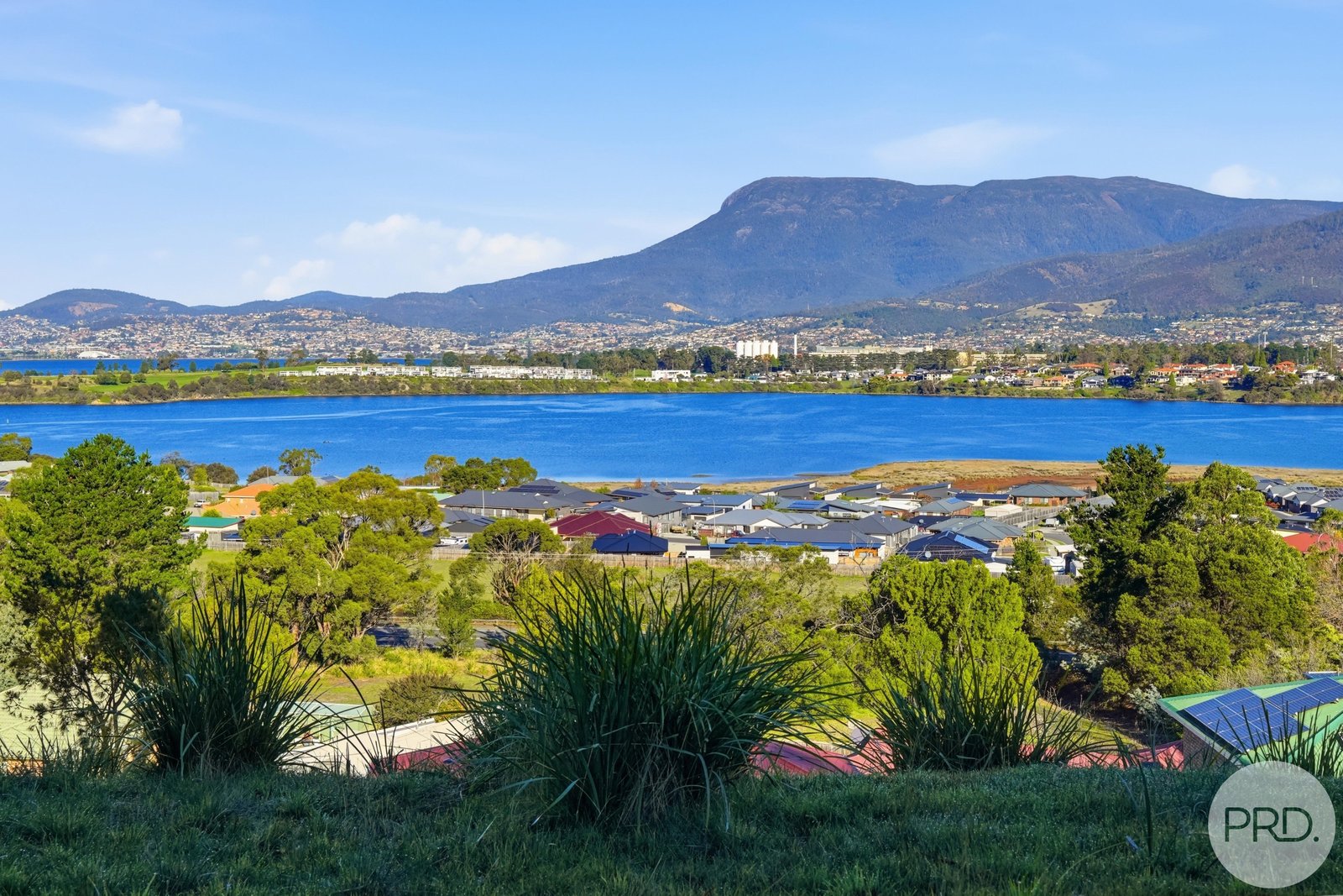 15 Grevillea Avenue OLD BEACH 12