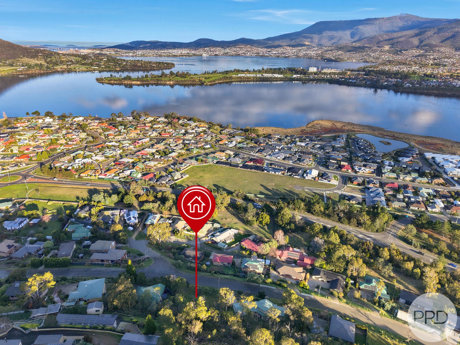 15 Grevillea Avenue OLD BEACH 15