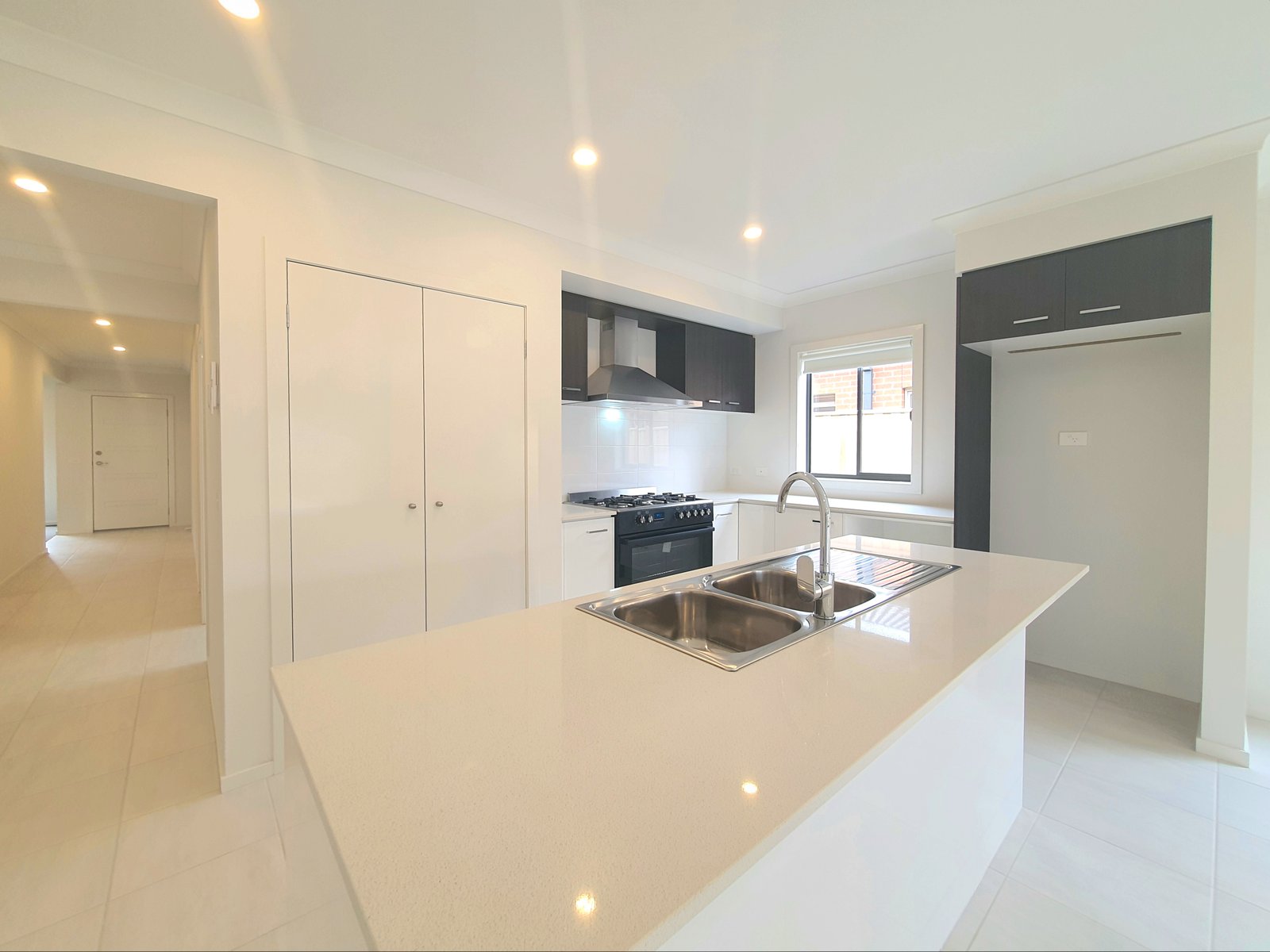 Gallery: 15 Grevillea Street
