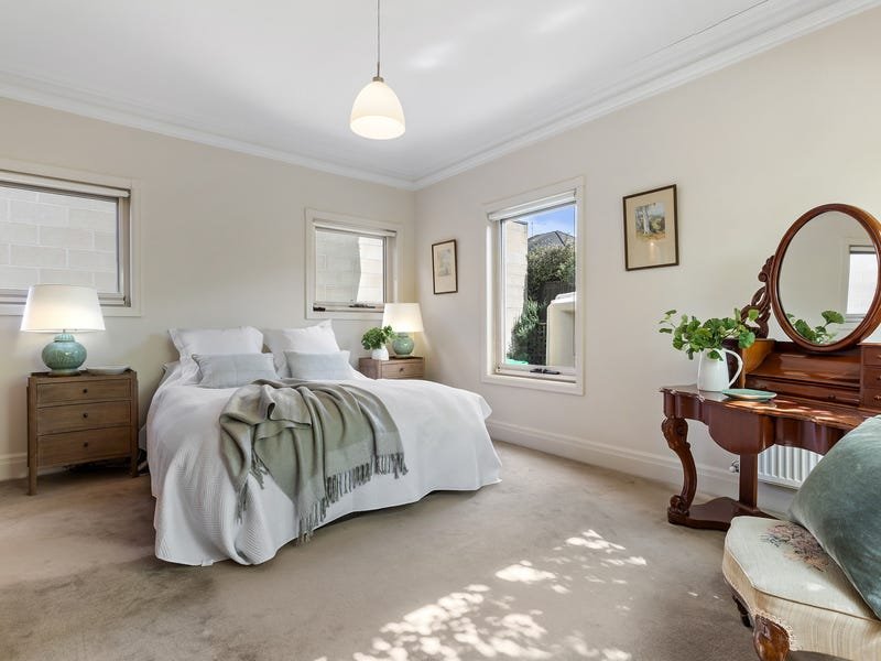 15 Grove Street LAKE WENDOUREE 15