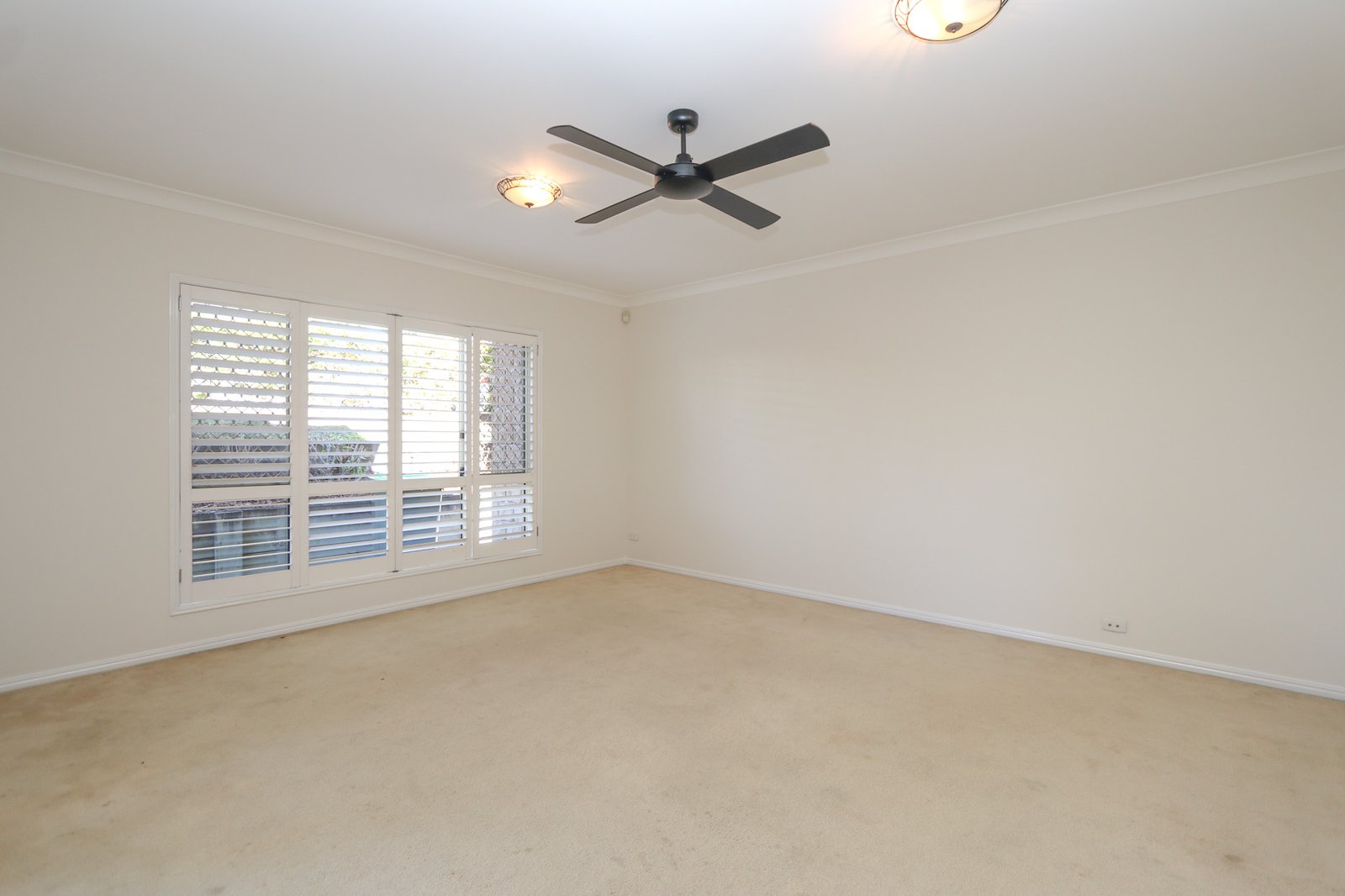 15 Gumleaf Drive MOLENDINAR 7