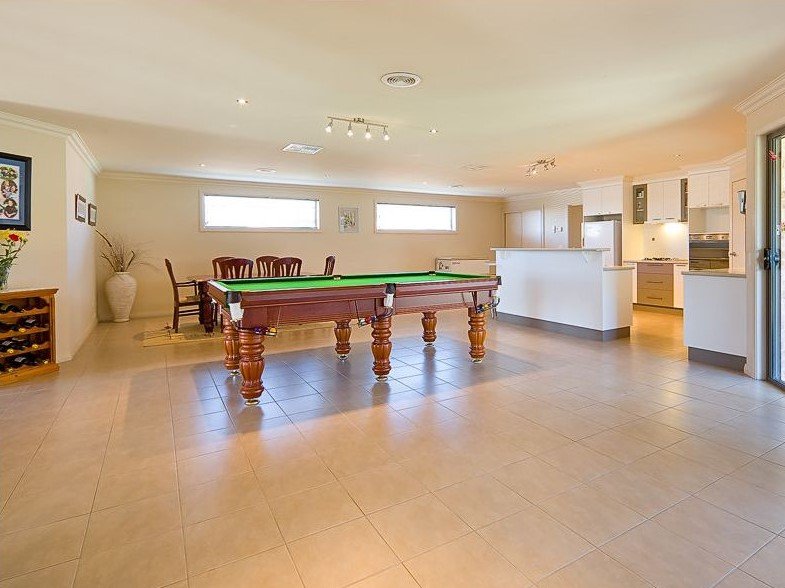 15 Gumnut Court ALBURY 4