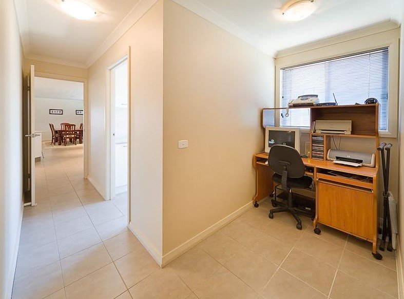 15 Gumnut Court ALBURY 8
