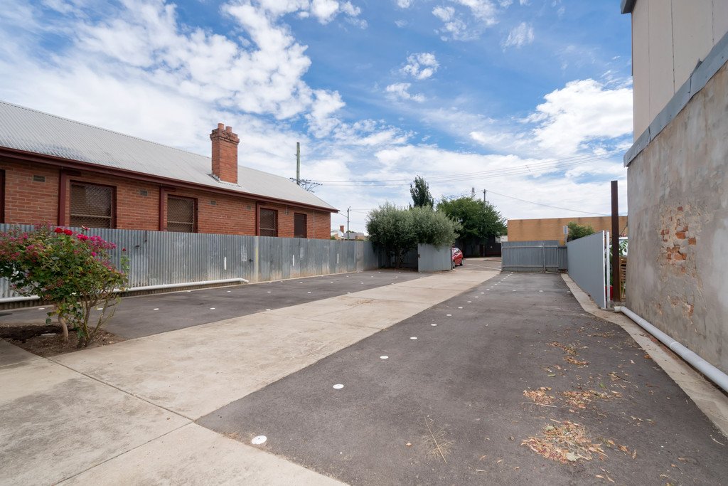 15 Gurwood Street WAGGA WAGGA 7