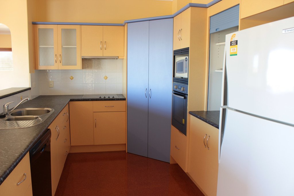 15 Gwen Street TANNUM SANDS 4