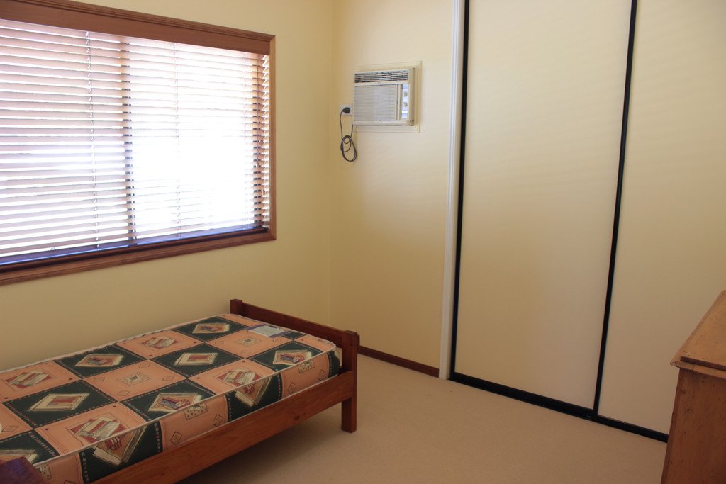 15 Gwen Street TANNUM SANDS 11