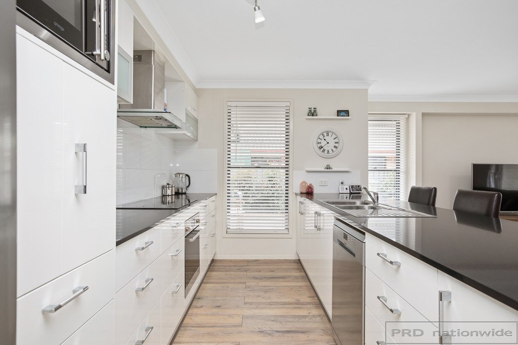 15 Hamilton st  ABERNETHY 4