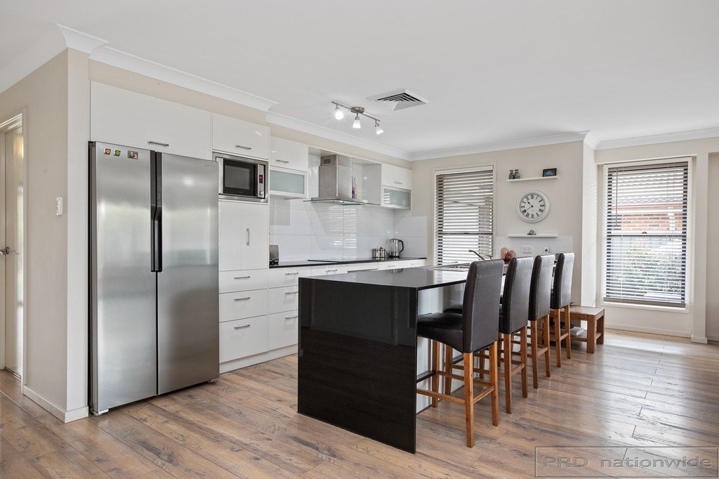 15 Hamilton st  ABERNETHY 11