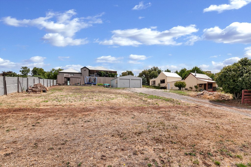 15 Hammon Street CRESWICK 4