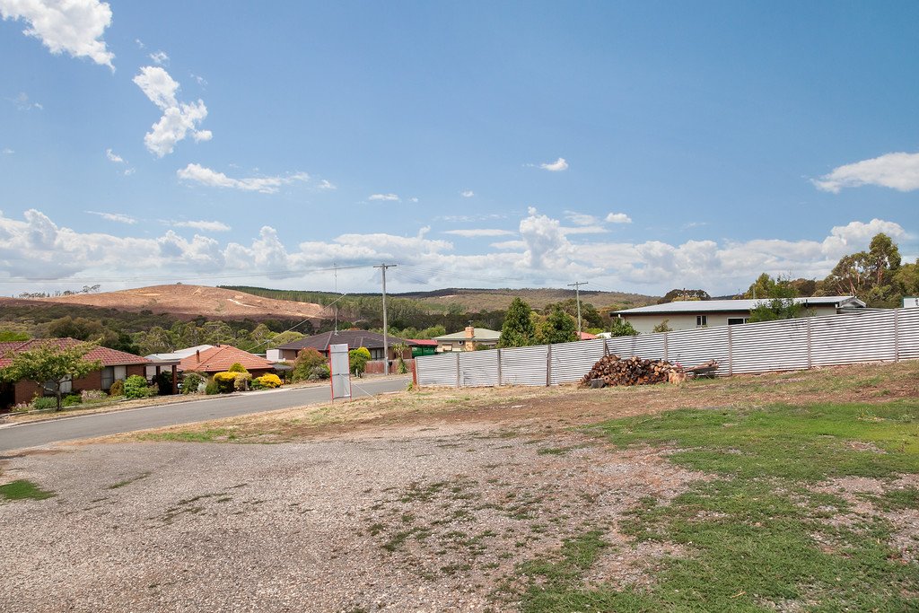 15 Hammon Street CRESWICK 7
