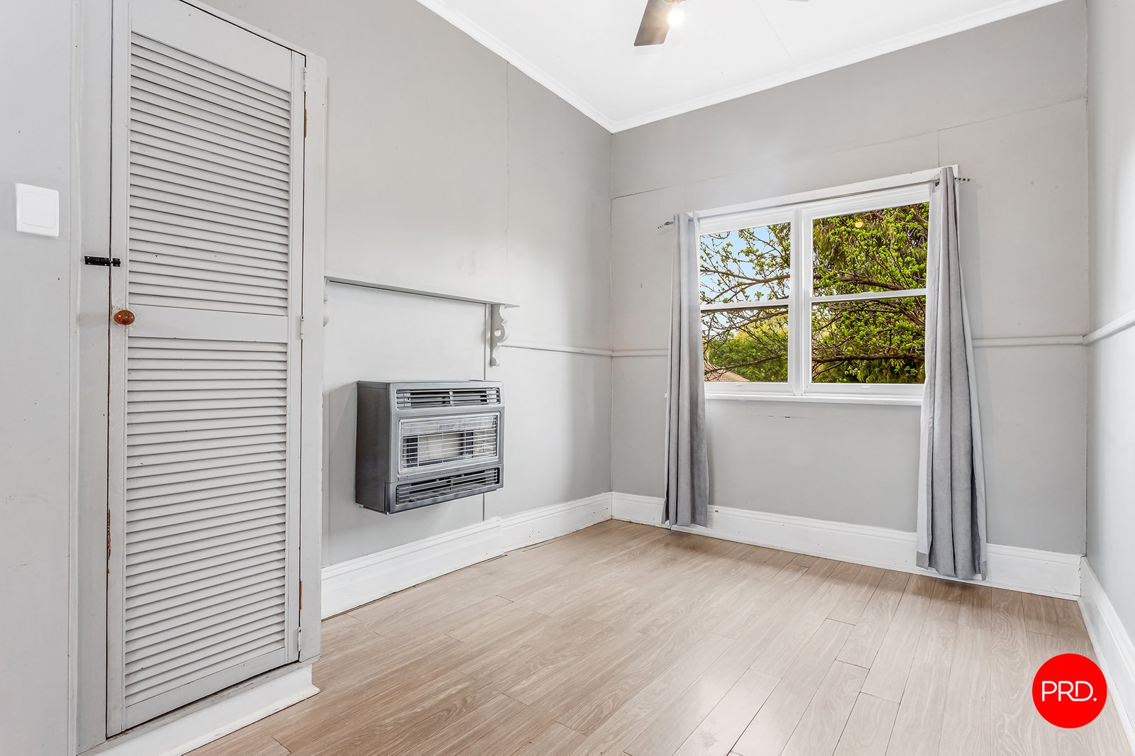 15 Havilah Rd  LONG GULLY 8