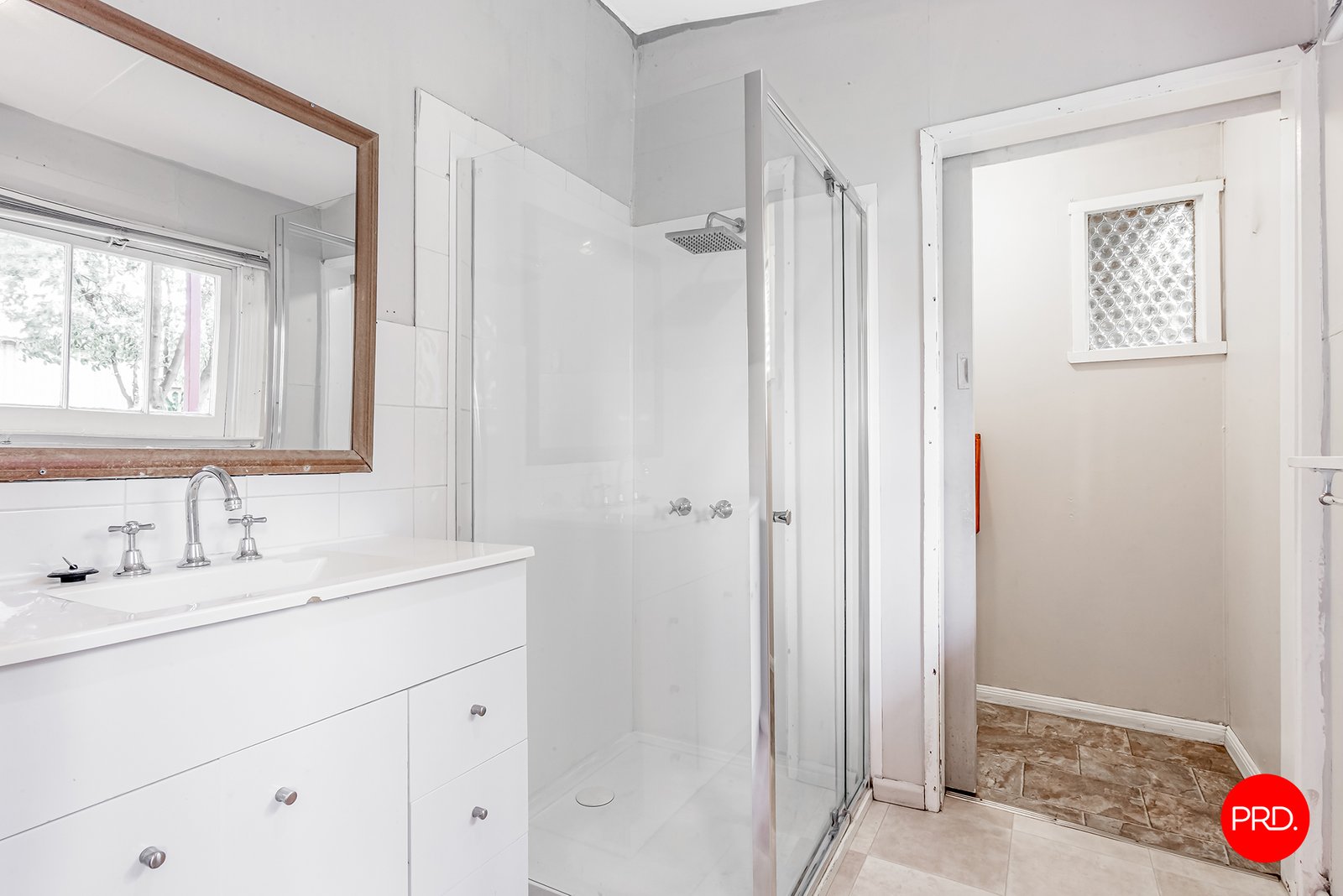 15 Havilah Rd  LONG GULLY 9