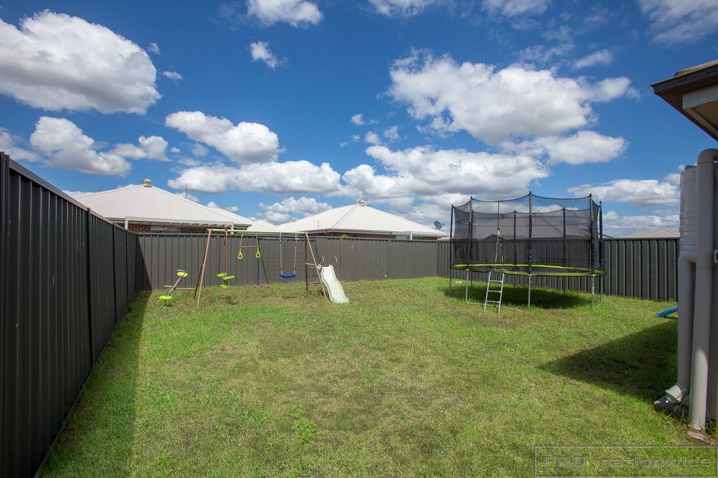 15 Hayworth Street RUTHERFORD 14