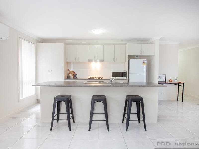15 Hayworth Street RUTHERFORD 4