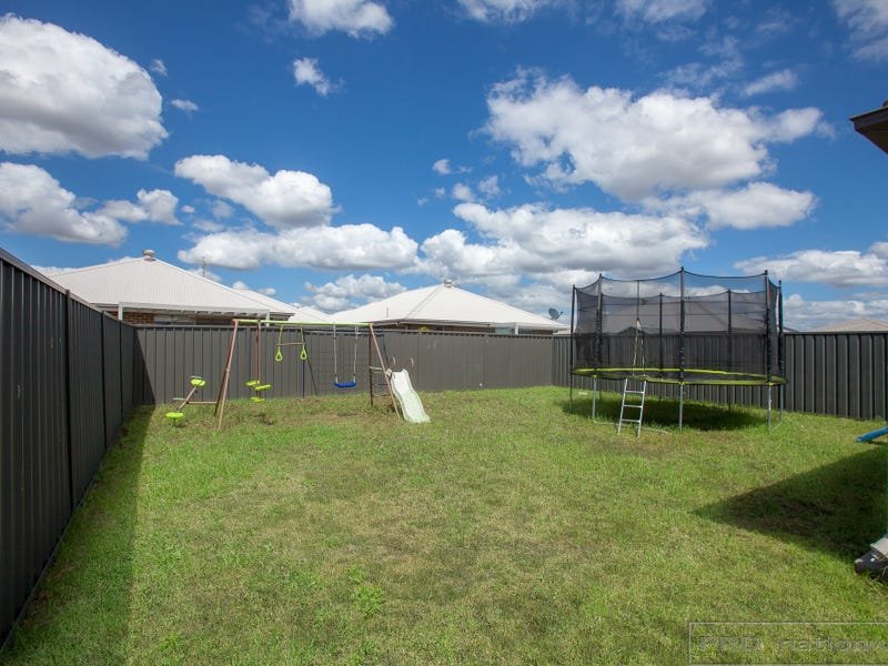 15 Hayworth Street RUTHERFORD 14