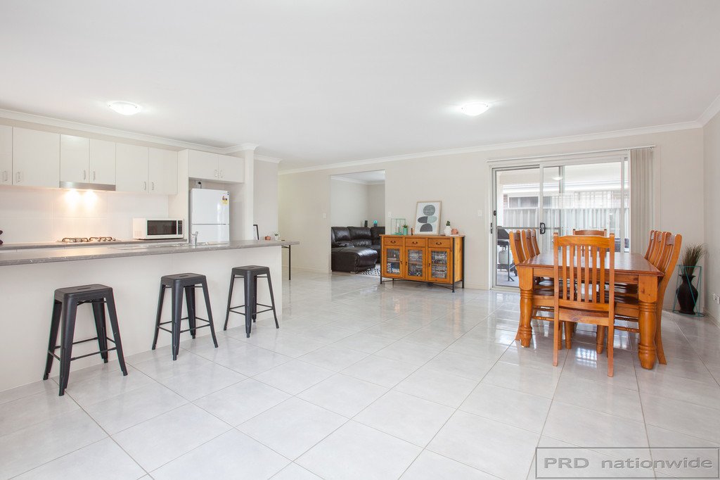 15 Hayworth Street RUTHERFORD 2