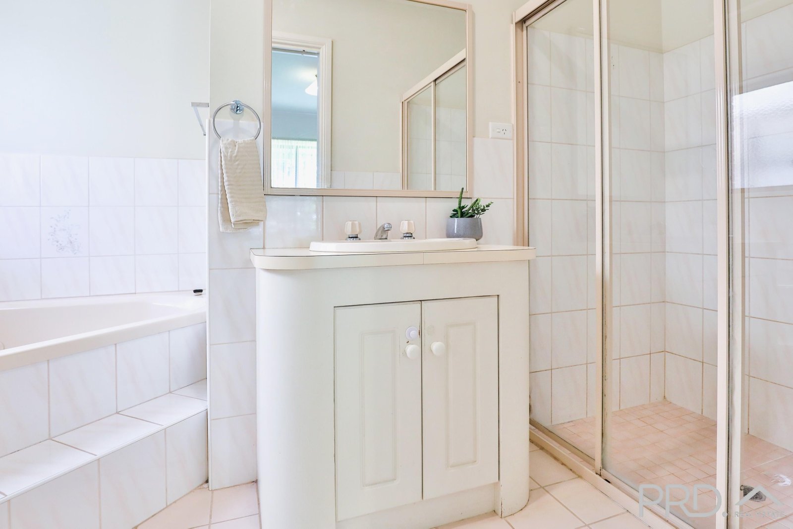 15 Helen Court,  MILDURA 7