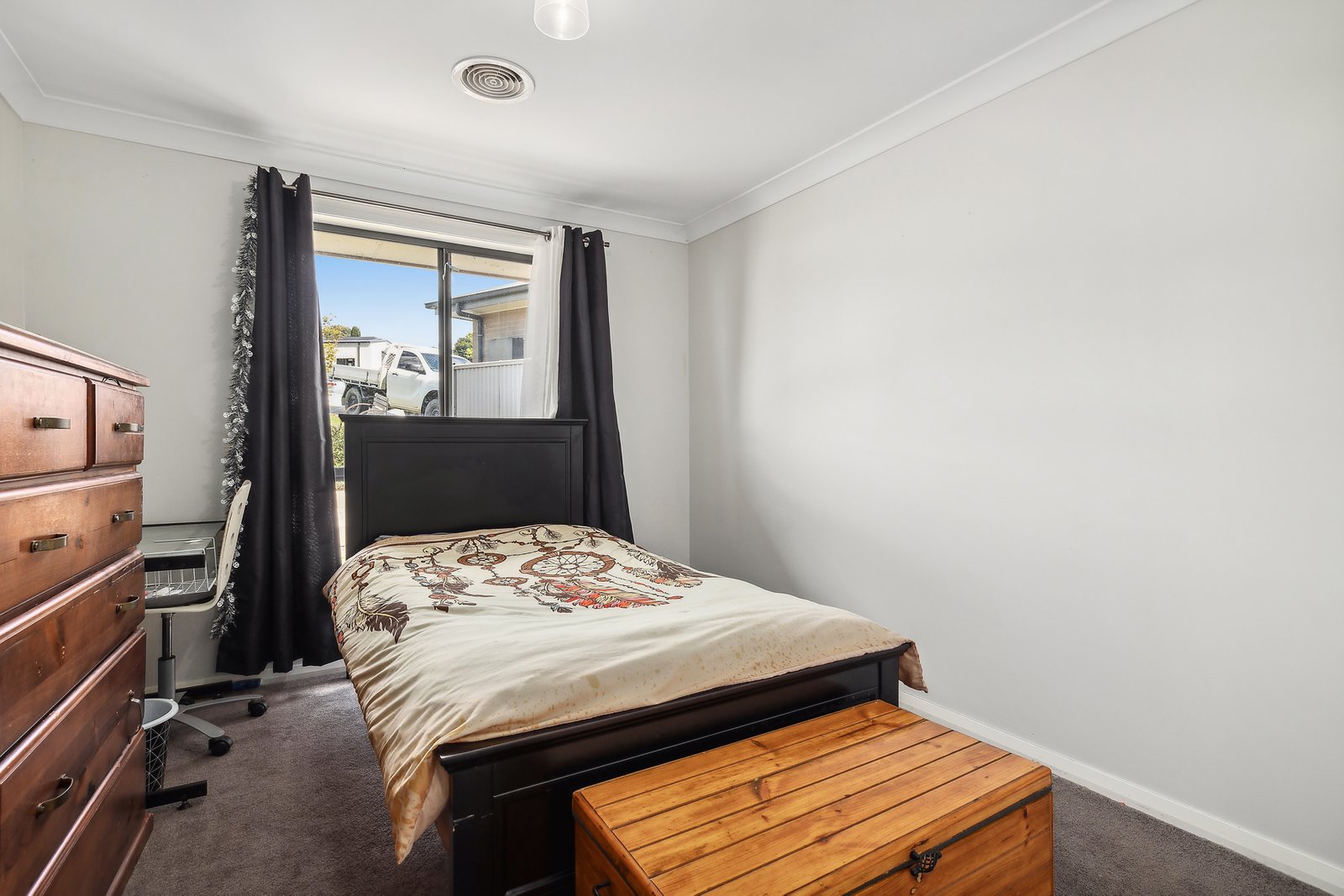 15 Henderson Pl  Lithgow 3