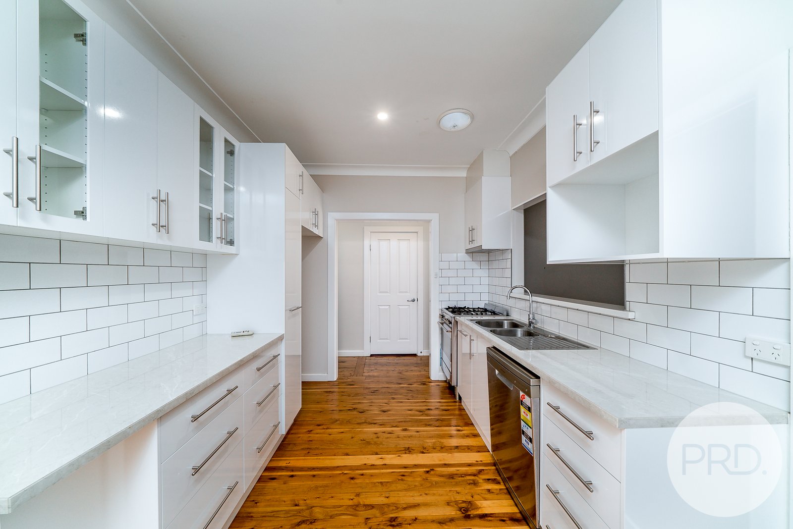 15 Heydon Avenue TURVEY PARK 4