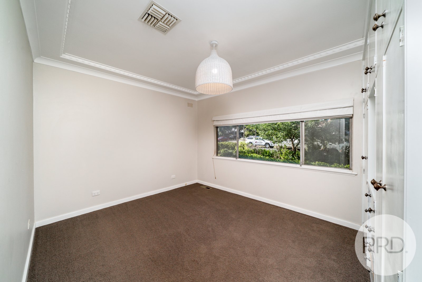 15 Heydon Avenue TURVEY PARK 6