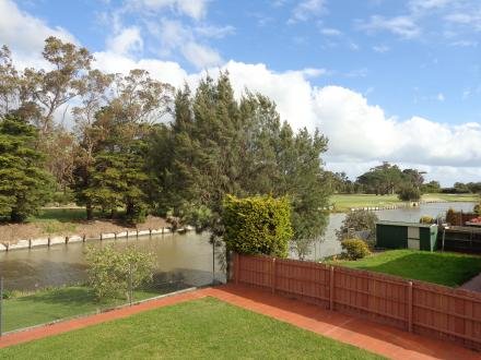 Gallery: 15 Higgins Close