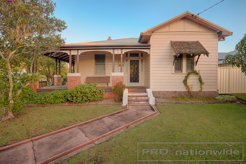 15 High Street MORPETH 2