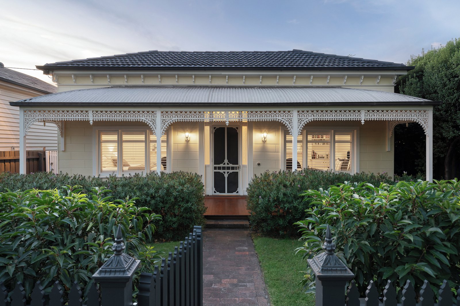 15 Highbury Grove, Kew, 3101